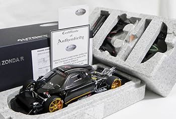 Amazon | オートアート 1/18 パガーニ ゾンダ R カーボン